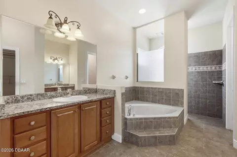 Bath - 14 Easterly Pl, Palm Coast, FL 32164 photo 3 of 7