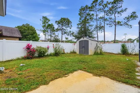 Exterior - 14 Easterly Pl, Palm Coast, FL 32164 photo 13 of 17