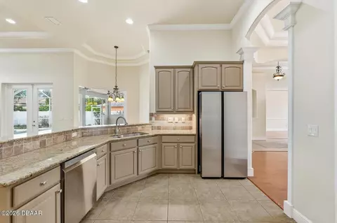 Kitchen - 14 Easterly Pl, Palm Coast, FL 32164 photo 2 of 6