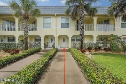 3733 Cardinal Blvd, Daytona Beach, FL 32118