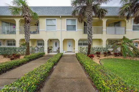 3733 Cardinal Blvd, Daytona Beach, FL 32118