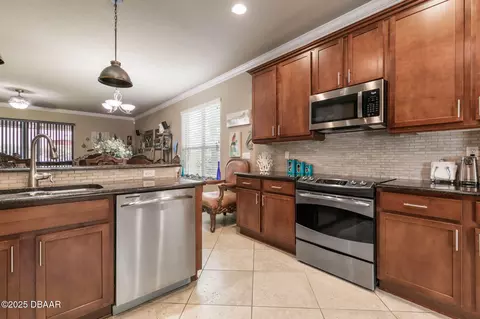 Kitchen - 6 Black Pine Way, Ormond Beach, FL 32174 photo 5 of 6