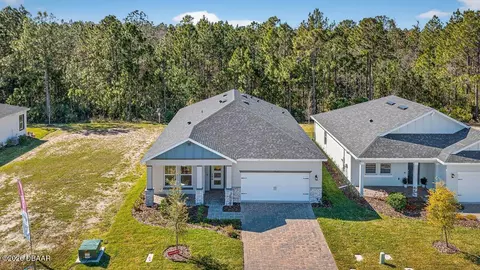 1257 Champions Dr, Daytona Beach, FL 32124