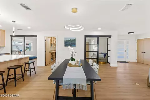 Dining - 225 Pawnee Dr, Ormond Beach, FL 32174 photo 1 of 1