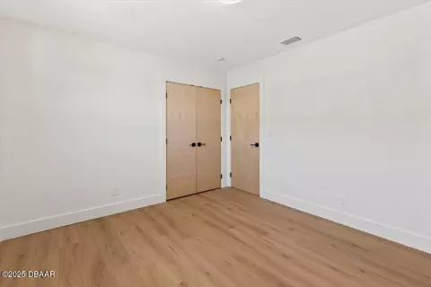 Bedroom - 225 Pawnee Dr, Ormond Beach, FL 32174 photo 4 of 6