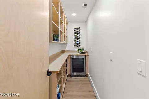 Entry Way - 225 Pawnee Dr, Ormond Beach, FL 32174 photo 3 of 3