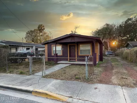 348 Pleasant St, Daytona Beach, FL 32114
