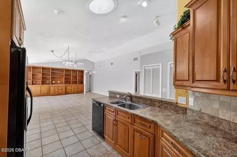 Kitchen - 114 Roble Ln, Ormond Beach, FL 32174 photo 3 of 5