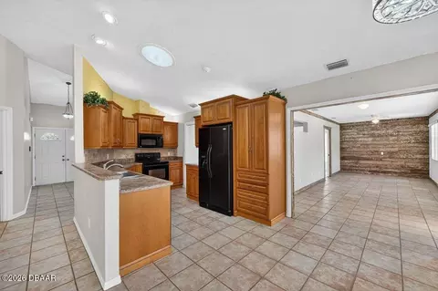 Kitchen - 114 Roble Ln, Ormond Beach, FL 32174 photo 1 of 5