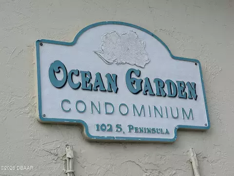 102 S Peninsula Dr, Ormond Beach, FL 32174