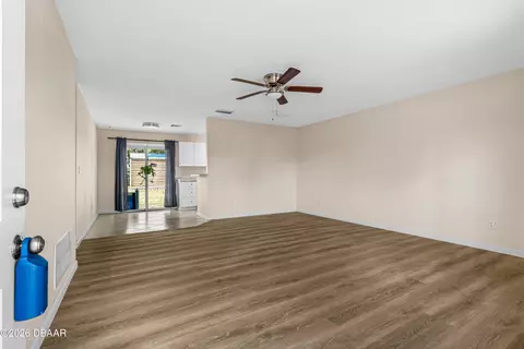 2224 Victory Palm Dr, Edgewater, FL 32141 photo 3