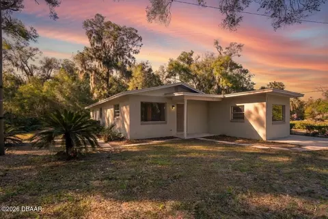 4968 Penvan Ave, De Leon Springs, FL 32130