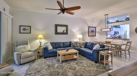 Living - 3017 Glin Cir, Ormond Beach, FL 32174 photo 3 of 4