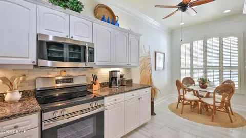 Kitchen - 3017 Glin Cir, Ormond Beach, FL 32174 photo 2 of 4