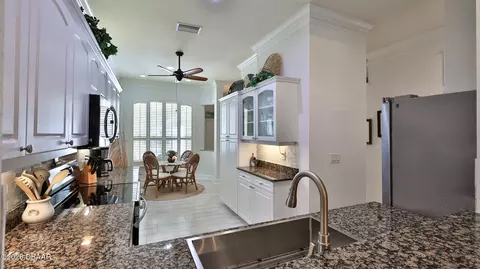 Kitchen - 3017 Glin Cir, Ormond Beach, FL 32174 photo 4 of 4