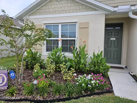 Exterior - 1813 Myrtlebrooke Dr, Edgewater, FL 32141 photo 2 of 16