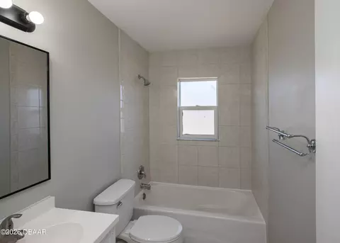 Bath - 1756 Valencia Ave, Ormond Beach, FL 32174 photo 2 of 2