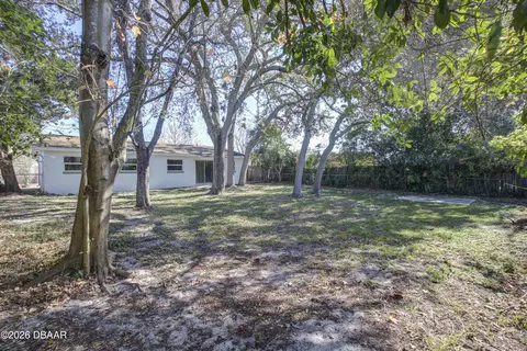 Exterior - 1756 Valencia Ave, Ormond Beach, FL 32174 photo 6 of 8