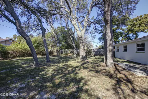 Exterior - 1756 Valencia Ave, Ormond Beach, FL 32174 photo 7 of 8