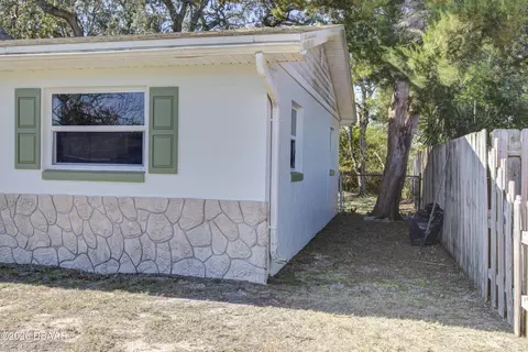 Exterior - 1756 Valencia Ave, Ormond Beach, FL 32174 photo 1 of 8