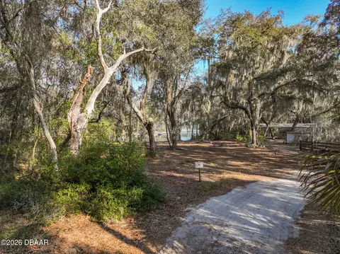 131 Sunset Ln, Interlachen, FL 32148 photo 2