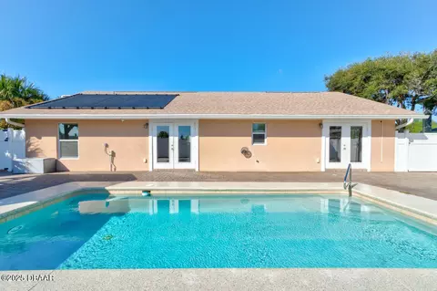 Exterior - 5 Sand Dollar Dr, Ormond Beach, FL 32176 photo 4 of 7