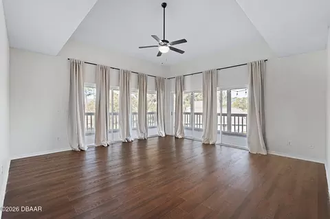 Living - 39 Magnolia Dr S, Ormond Beach, FL 32174 photo 3 of 11