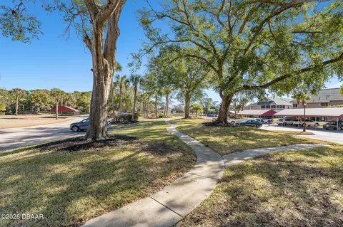 Exterior - 39 Magnolia Dr S, Ormond Beach, FL 32174 photo 16 of 17