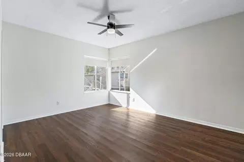Living - 39 Magnolia Dr S, Ormond Beach, FL 32174 photo 10 of 11