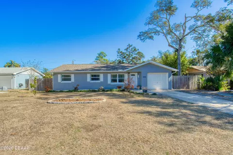 409 Collins St, Ormond Beach, FL 32174