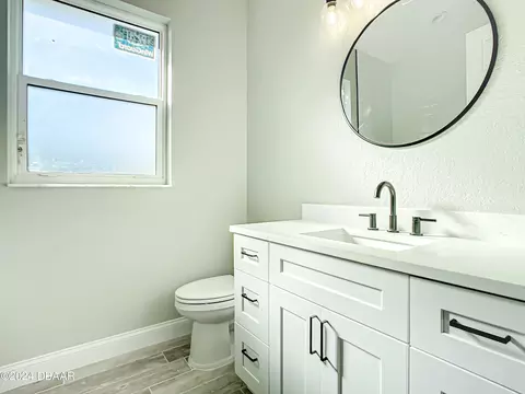 Bath - 154 Capri Dr, Ormond Beach, FL 32176 photo 3 of 4
