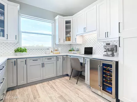 Kitchen - 154 Capri Dr, Ormond Beach, FL 32176 photo 6 of 7