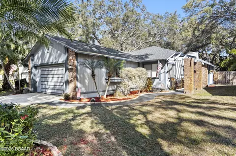 67 Ravenwood Ct, Ormond Beach, FL 32174