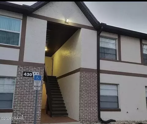 430 Banana Cay Dr, South Daytona, FL 32119