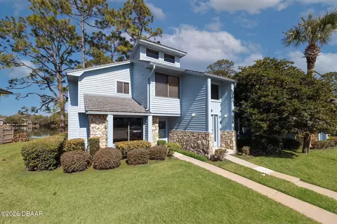 137 Golden Eye Dr, Daytona Beach, FL 32119