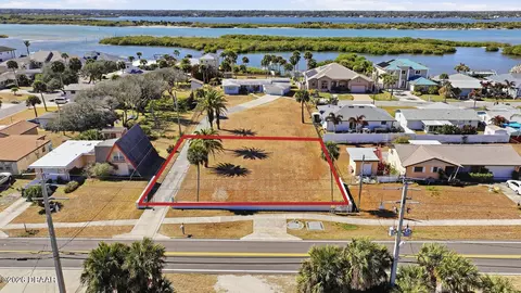 3812 Cardinal Blvd, Port Orange, FL 32127
