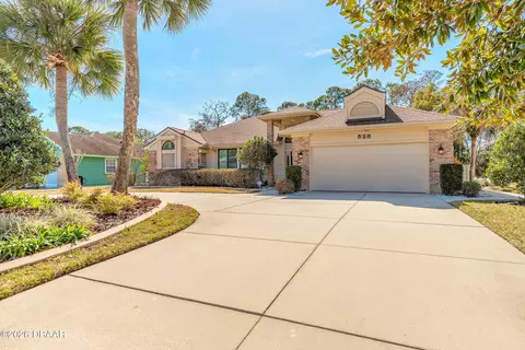 528 Spotted Sandpiper Dr, Daytona Beach, FL 32119