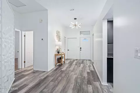 Entry Way - 358 Monika Pl, Saint Augustine, FL 32080 photo 2 of 5