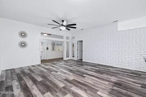 Living - 358 Monika Pl, Saint Augustine, FL 32080 photo 2 of 4