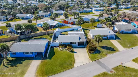View/Area - 26 Palm Dr, Ormond Beach, FL 32176 photo 2 of 11