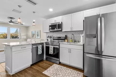 Kitchen - 26 Palm Dr, Ormond Beach, FL 32176 photo 3 of 3