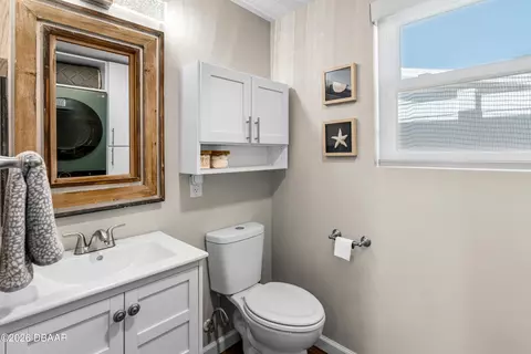 Bath - 26 Palm Dr, Ormond Beach, FL 32176 photo 1 of 2