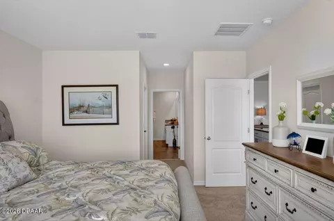 Bedroom - 1346 Middle Lake Dr, Ormond Beach, FL 32174 photo 4 of 6