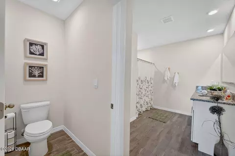 Bath - 1346 Middle Lake Dr, Ormond Beach, FL 32174 photo 5 of 5