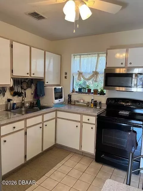 59 Cardinal Dr, Ormond Beach, FL 32176 photo 3