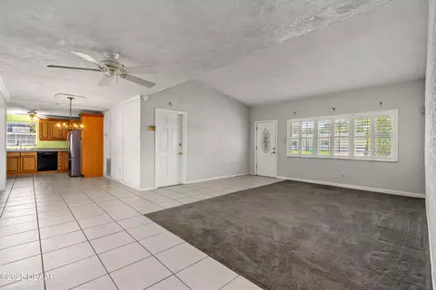 Living - 25 Dormont Dr, Ormond Beach, FL 32176 photo 4 of 8