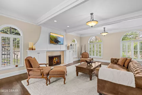 Living - 22 Tidewater Dr, Ormond Beach, FL 32174 photo 1 of 6