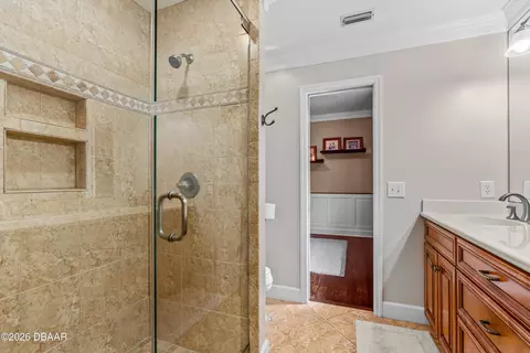 Bath - 22 Tidewater Dr, Ormond Beach, FL 32174 photo 9 of 10