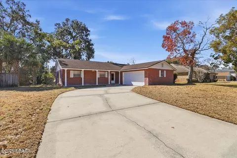 357 Apache Trl, Ormond Beach, FL 32174