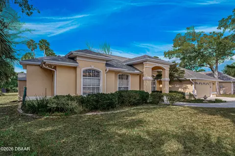 925 Lambert Ave, Flagler Beach, FL 32136